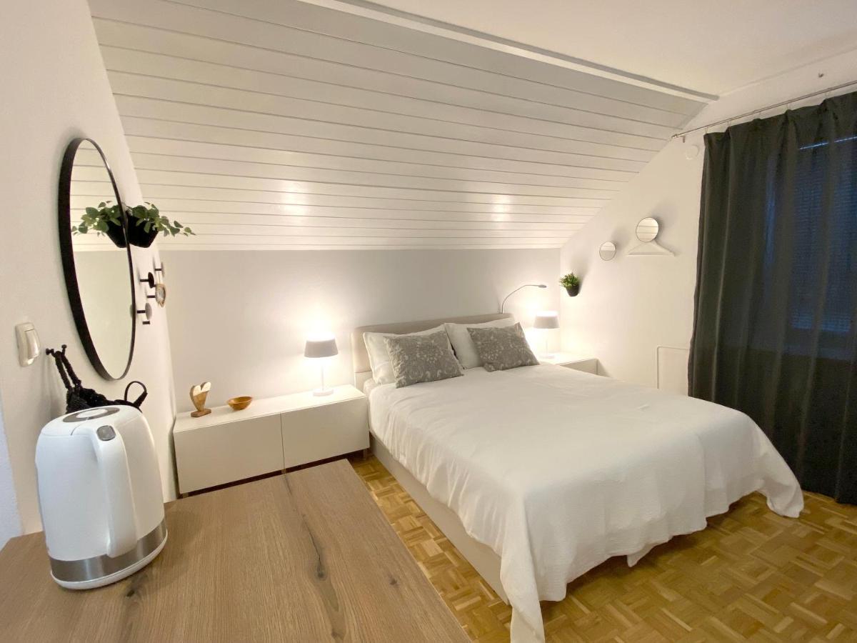 Studio Tara With Balcony Bled Extérieur photo